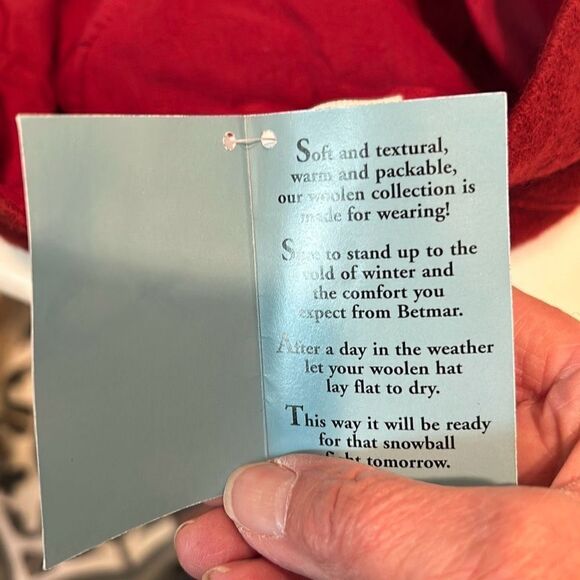 Red Wool Hat NWT - Picture 5 of 7